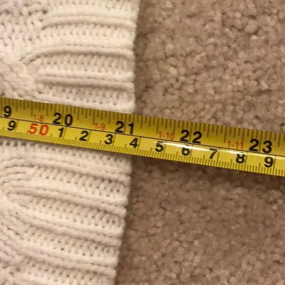 SO BRAND WOMEN’S SIZE XS SWEATER! - Picture 9 of 11